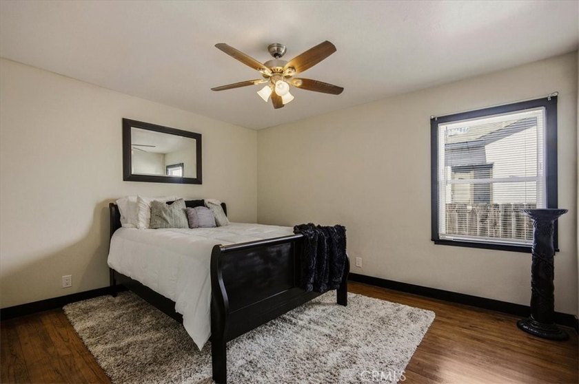 RARE 500 Sq Ft PRIMARY SUITE! Price Improvement! Refreshed and - photo 35