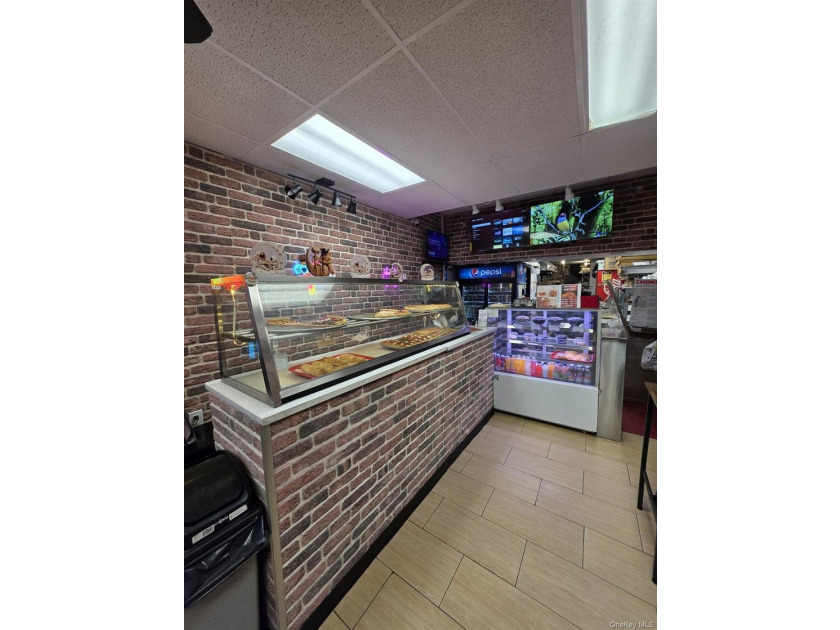 Prime Pizzeria Opportunity. No matter how you slice it - photo 6