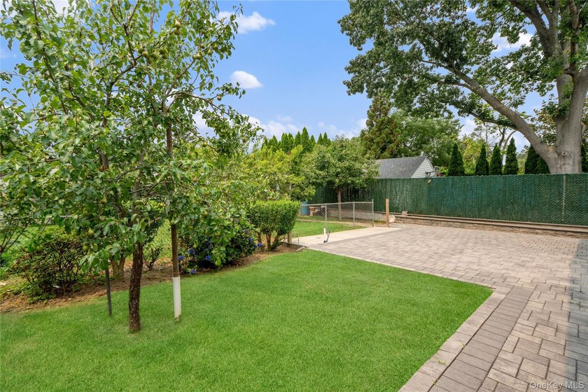 Welcome to this beautifully maintained expanded Cape where - photo 18