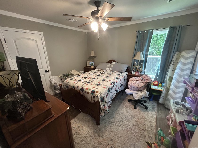 WOW! If you love fishing and riverfront living, this home is for - photo 34