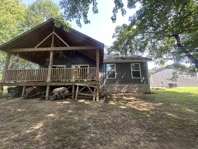 WOW! If you love fishing and riverfront living, this home is for - photo 44