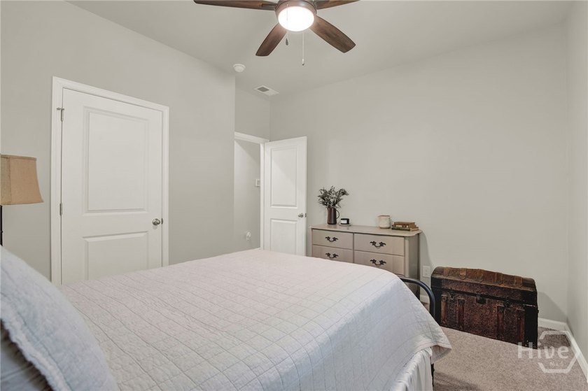 Your Home Search Ends Here! This 5-bed 3-bath home boasts 2,556 - photo 22