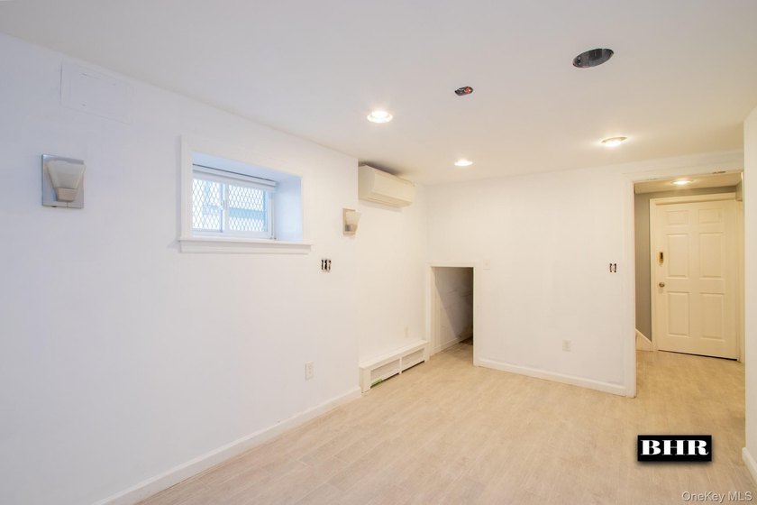 Manhattan Beach - Fully Detached Single-Family Home. Welcome to - photo 23