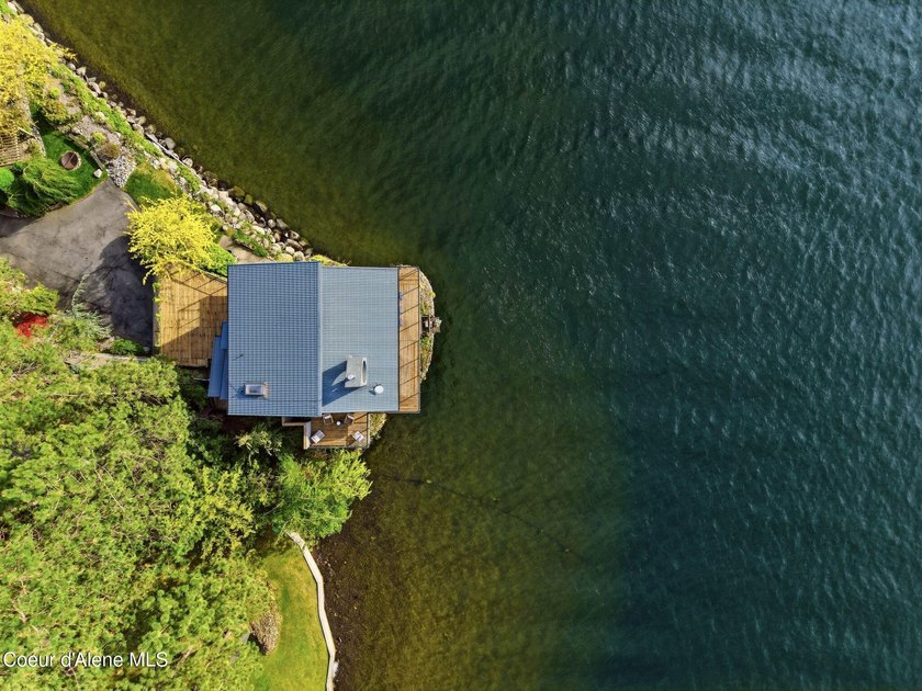 Lake Coeur d'Alene's most iconic estate, The House on the Rock - photo 8