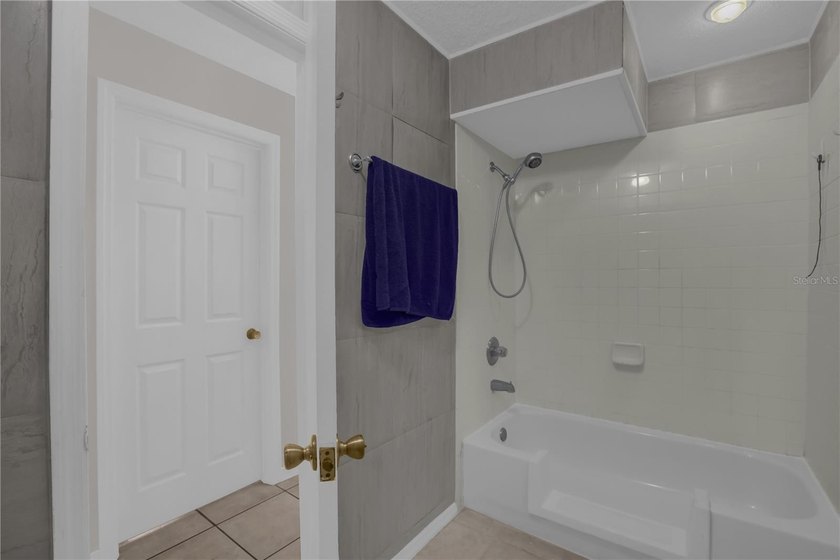 Perfect starter home in a great DeLand location! This spacious - photo 22
