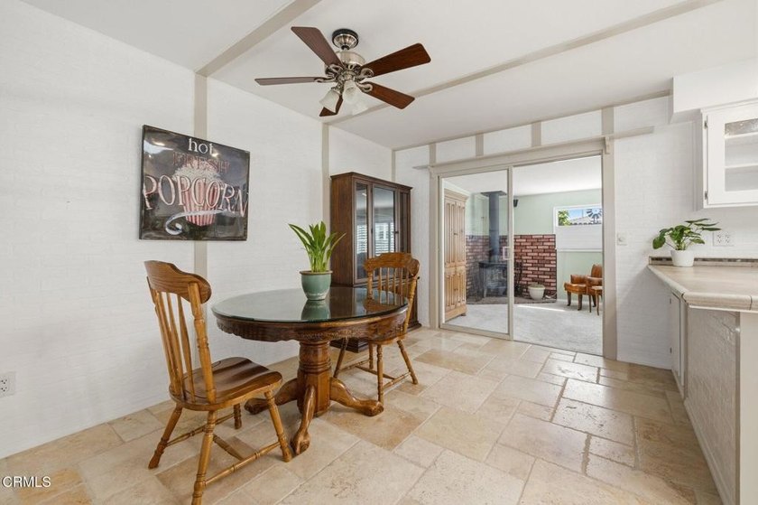 Located on the sunny East Side of Ventura, this beautifully - photo 14