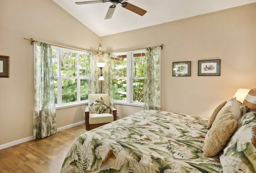 You'll be charmed by this thoughtfully designed custom home - photo 17