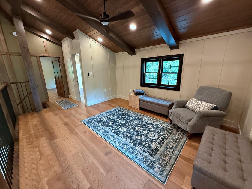 Experience The Kestrel, mountain living at its finest in this - photo 25
