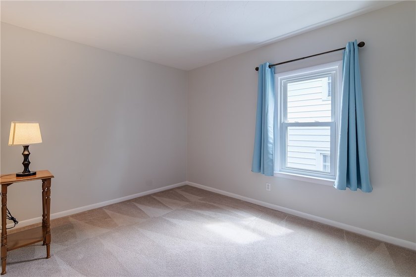 Welcome to Laurelton Rd in the heart of North Winton Village! - photo 29