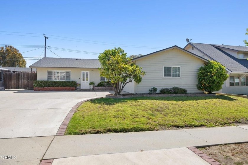 Located on the sunny East Side of Ventura, this beautifully - photo 33
