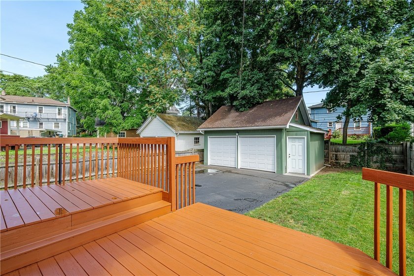 Welcome to Laurelton Rd in the heart of North Winton Village! - photo 41
