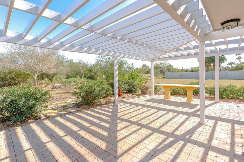 Schedule your tour of this open concept, well maintained &amp; - photo 19