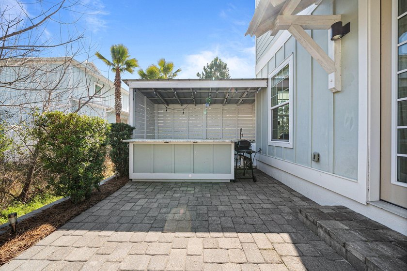 Located in the gated community of Villas of Frangista in Miramar - photo 49