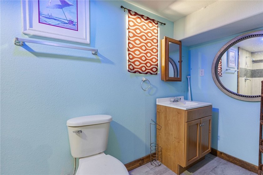 Welcome to your Rockport retreat. This stunning four bedroom - photo 21
