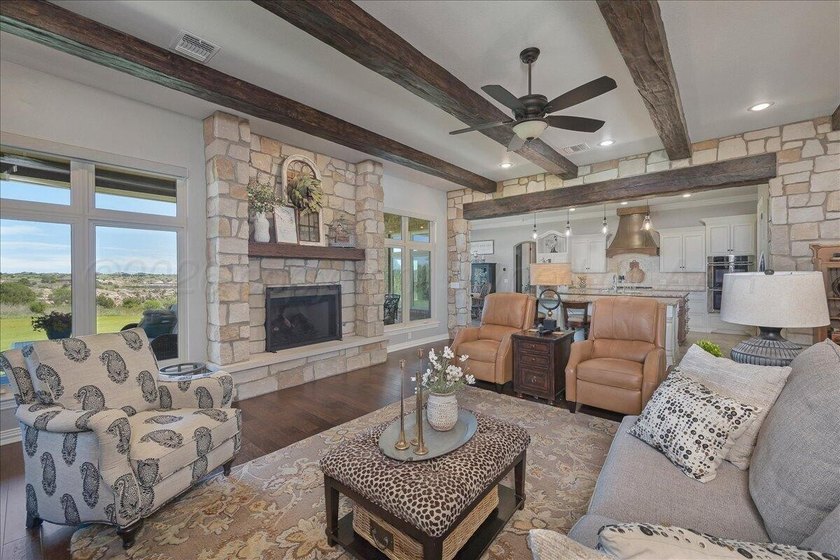 Extraordinary River Falls Estate on the Rim with over 5 acres! - photo 5