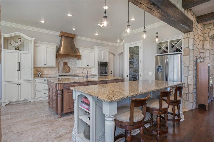 Extraordinary River Falls Estate on the Rim with over 5 acres! - photo 7