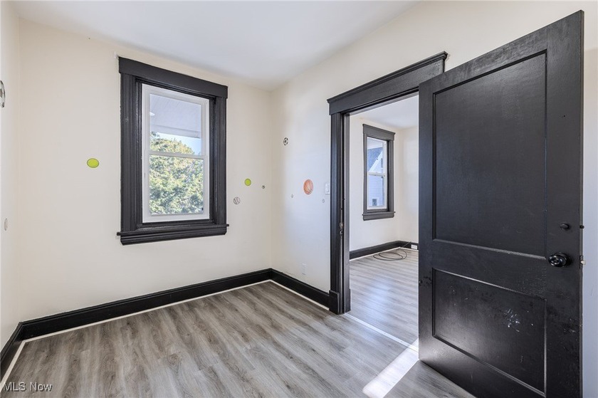 Come check out this stunningly duplex in Cleveland's Goodrich - photo 7
