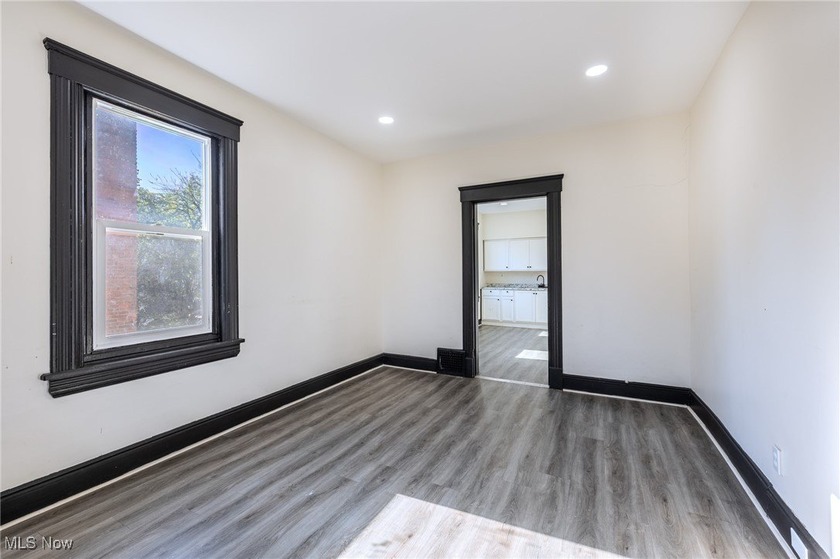 Come check out this stunningly duplex in Cleveland's Goodrich - photo 8