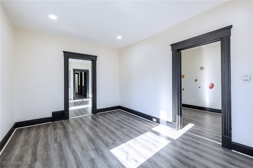 Come check out this stunningly duplex in Cleveland's Goodrich - photo 9