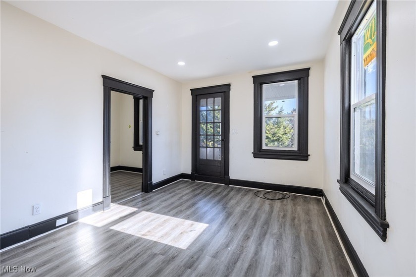 Come check out this stunningly duplex in Cleveland's Goodrich - photo 10