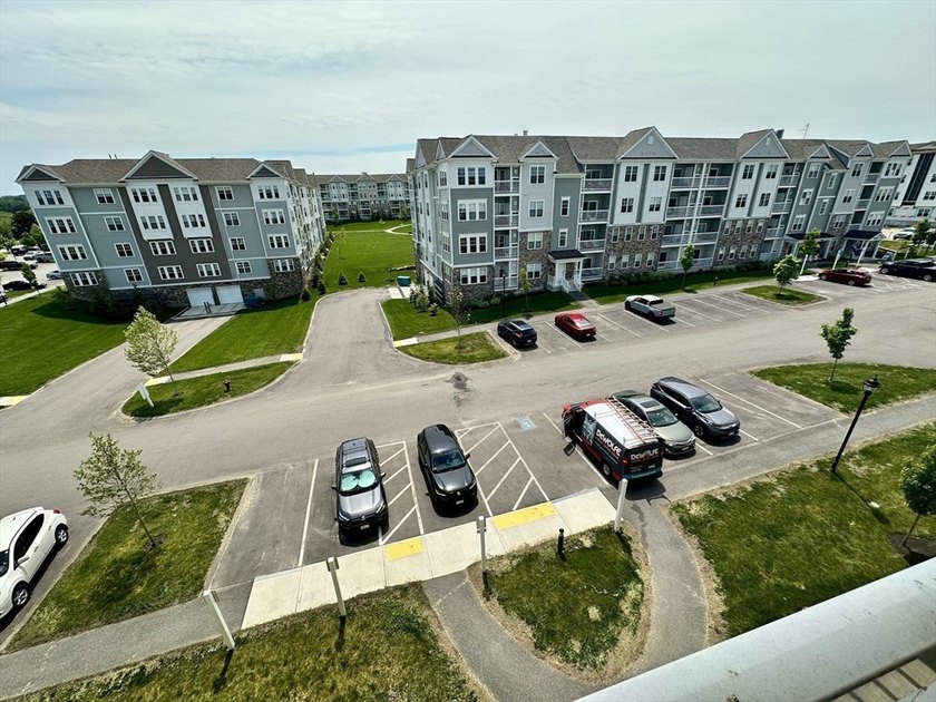 Exceptional Like-New Condo located in the Highly Desirable 55+ - photo 24