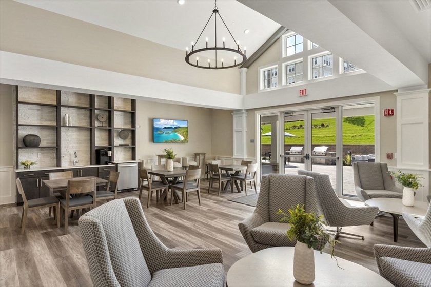 Exceptional Like-New Condo located in the Highly Desirable 55+ - photo 31