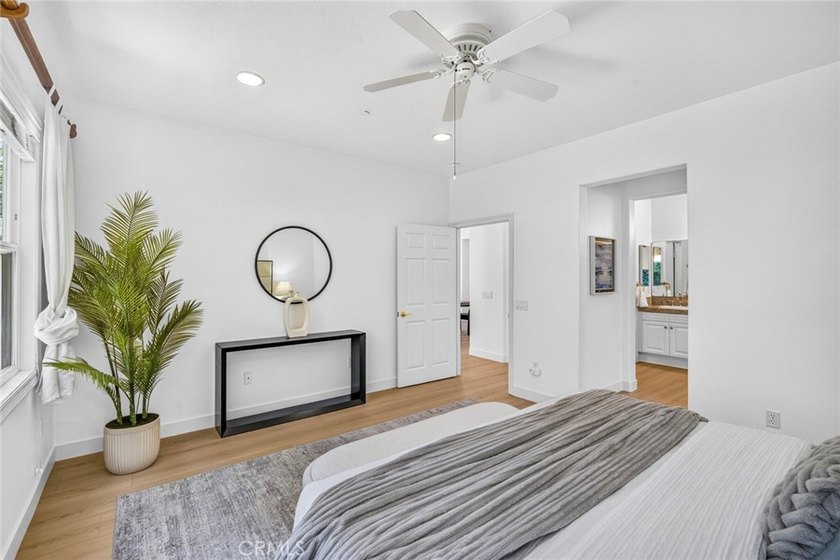 Just remodeled and ready for you to enjoy: a - photo 32