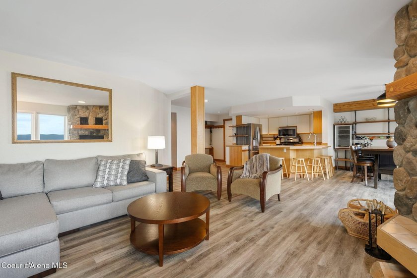 Experience true ski-in/ski-out living at Schweitzer Mountain - photo 7