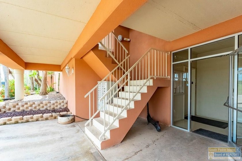 Rarely available on the market! Enjoy beautiful water and golf - photo 42