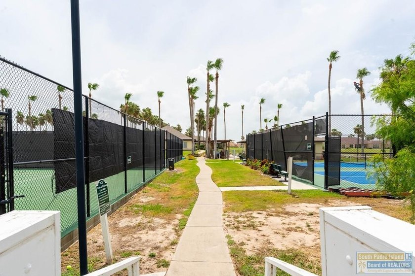 Rarely available on the market! Enjoy beautiful water and golf - photo 44