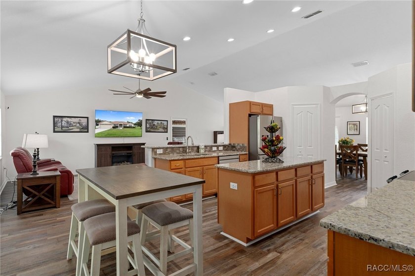 Motivated Sellers! 4 bedroom, 3 bath home with 2 car garage in - photo 22