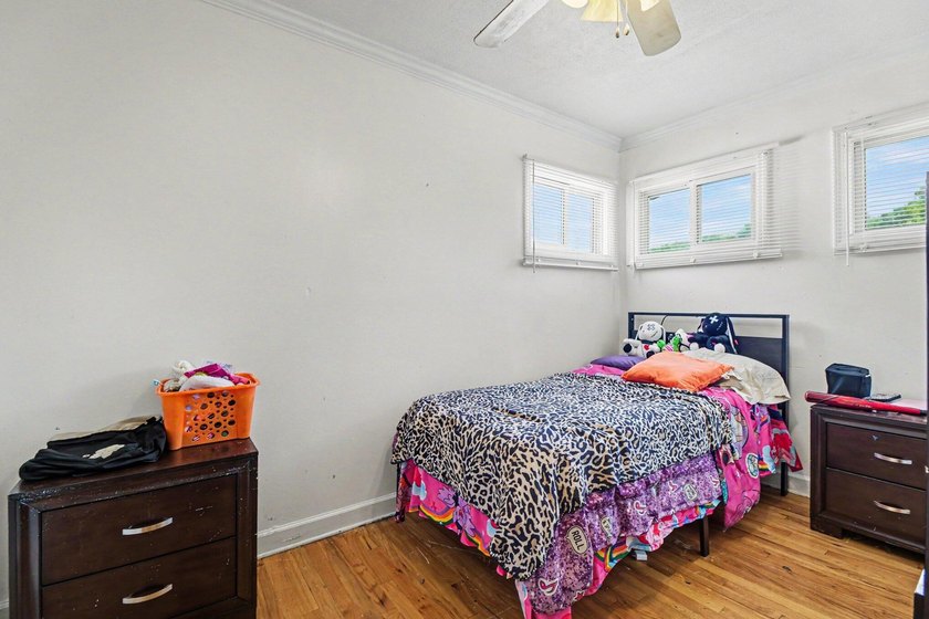 Move right in to this charming ranch style home just across from - photo 12