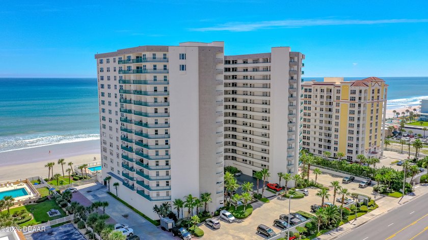 Wake up to breathtaking views from this beautifully updated - photo 49