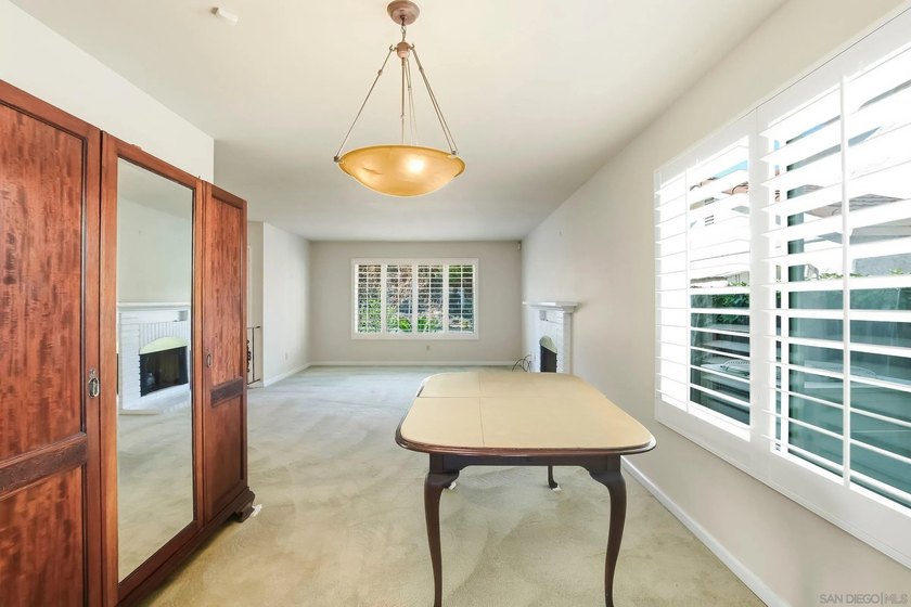 Perched at the top of the hill in Del Cerro, this single-story 4 - photo 11