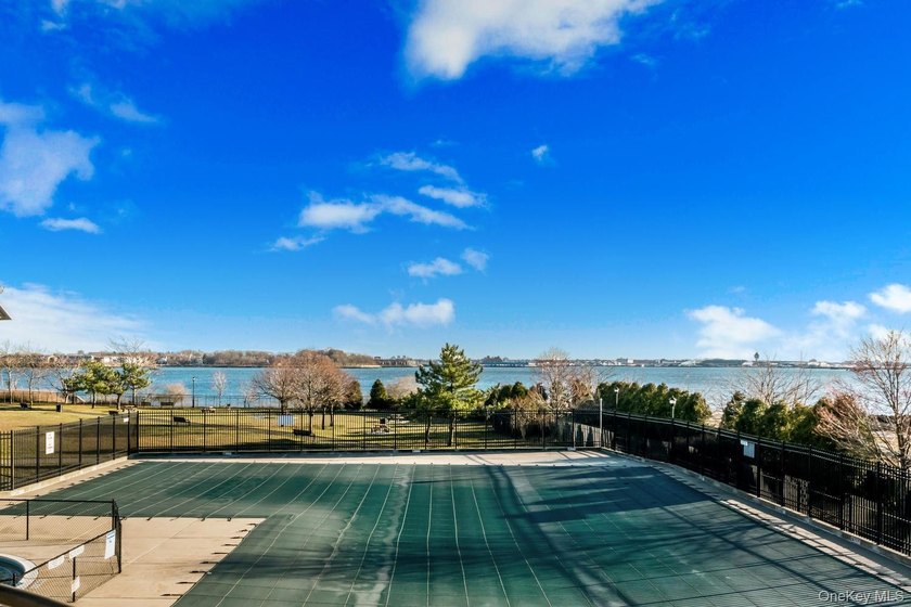 Welcome to 121 Sunset Blvd! Immaculate 2 Bedroom 2 Full Bath - photo 28