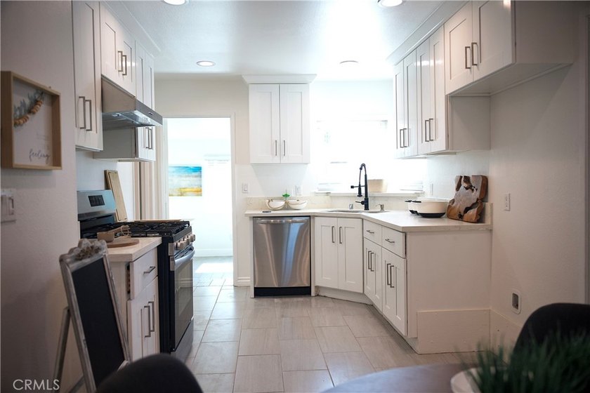 Incredible opportunity to own 2 Homes on One Lot in the heart of - photo 31