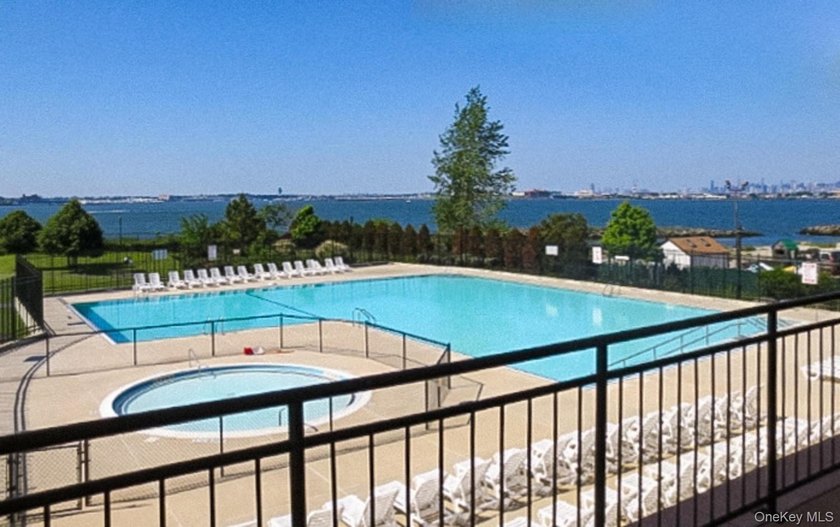 Welcome to 121 Sunset Blvd! Immaculate 2 Bedroom 2 Full Bath - photo 37