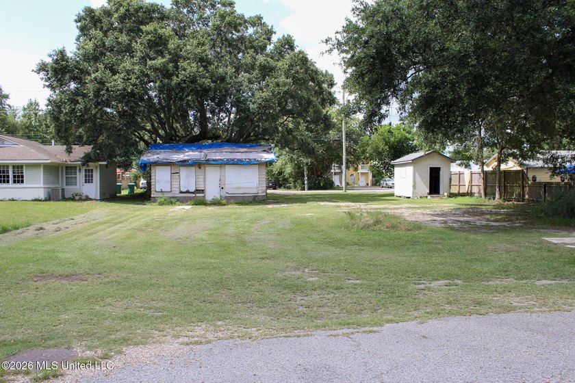Check out this great lot just a short walk to the beach in - photo 12