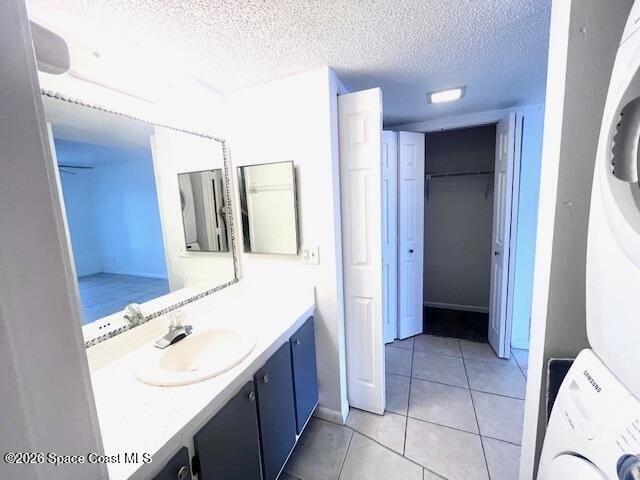 This well maintained condo located on the 2nd floor convenient - photo 31