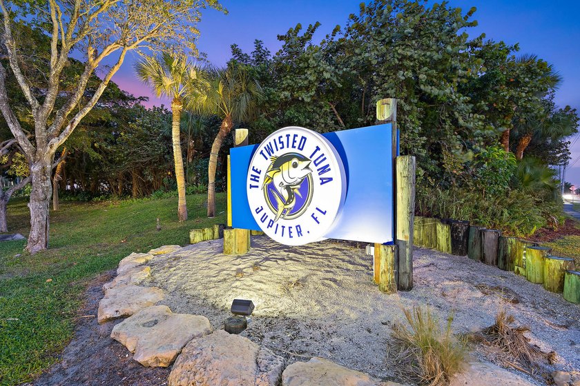 Jupiter Bay is distinctively different from any other - photo 38