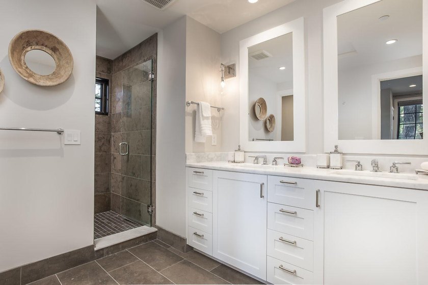 Spectacular 4 bed, 4.5 bath Cottage located in The Homestead at - photo 10