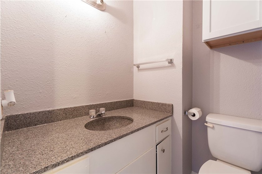 This beautifully renovated townhome is centrally located in - photo 19