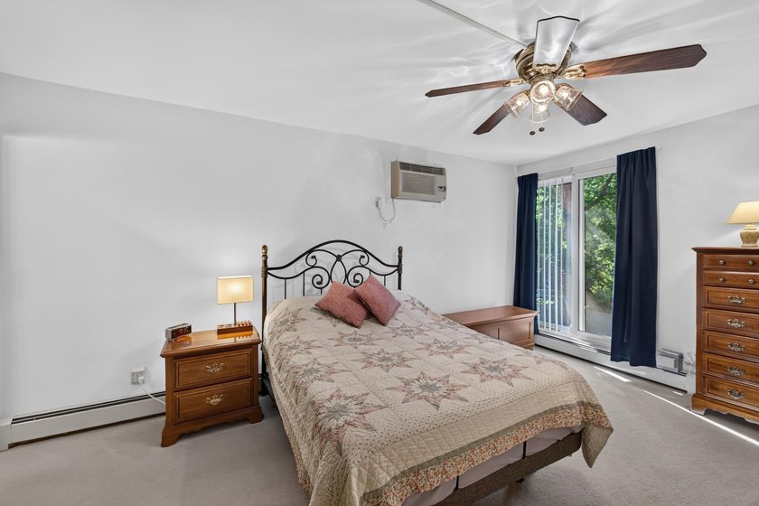 Enjoy the perfect blend of comfort, convenience in this inviting - photo 14