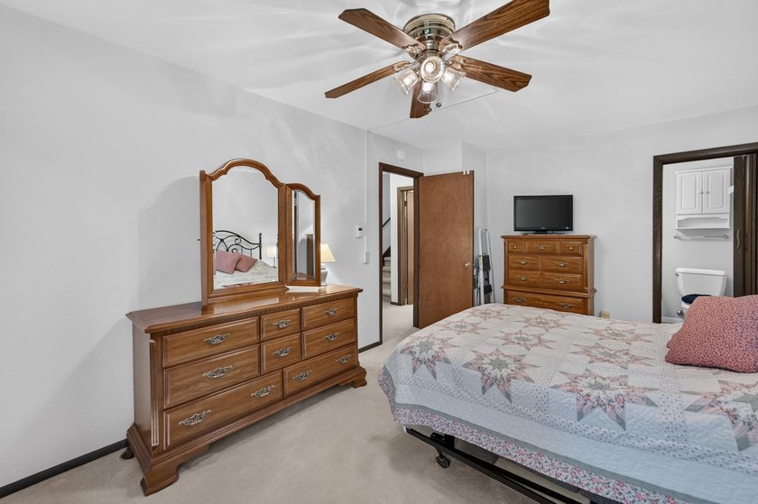 Enjoy the perfect blend of comfort, convenience in this inviting - photo 17