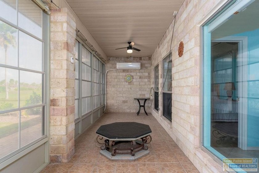 9 Torrey Pines is a beautiful Golf Villa offering stunning lake - photo 32