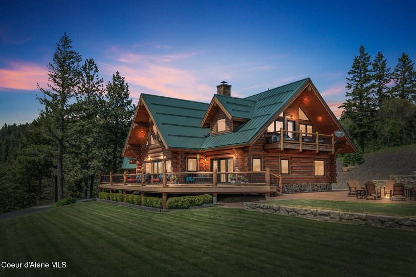 Welcome to Painted Rose Ranch, a remarkable mountain estate - photo 6