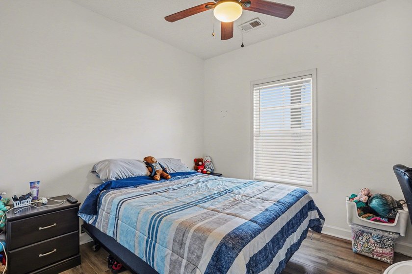 Welcome to your beautiful 2 bedroom, 2 bath spacious condo - photo 11