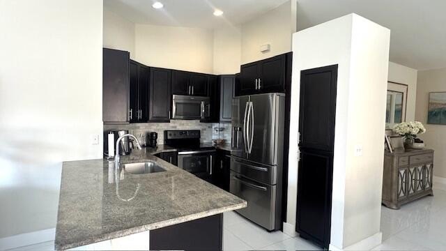 Move-in ready 3-bedroom, 2-bath home in the desirable gated - photo 7