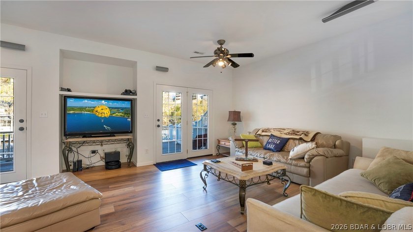 Welcome to easy lake living with this 5 bedroom, 3.5 bath home - photo 25