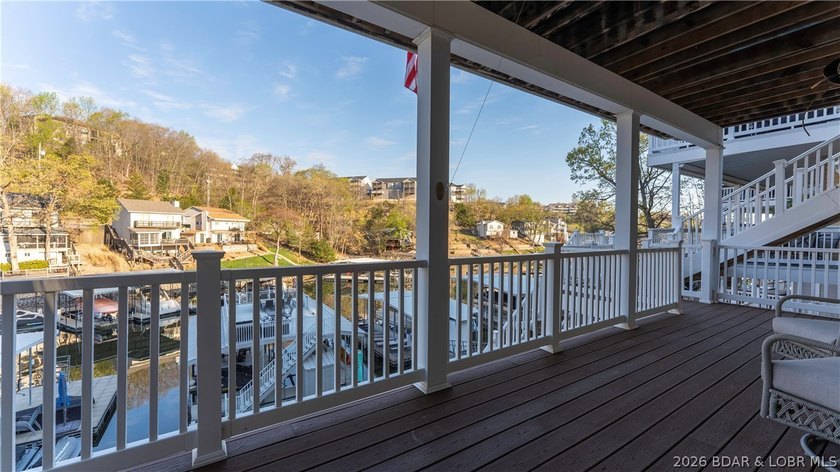 Welcome to easy lake living with this 5 bedroom, 3.5 bath home - photo 33